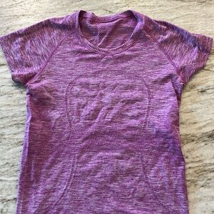 Lululemon swiftly tech short sleeved